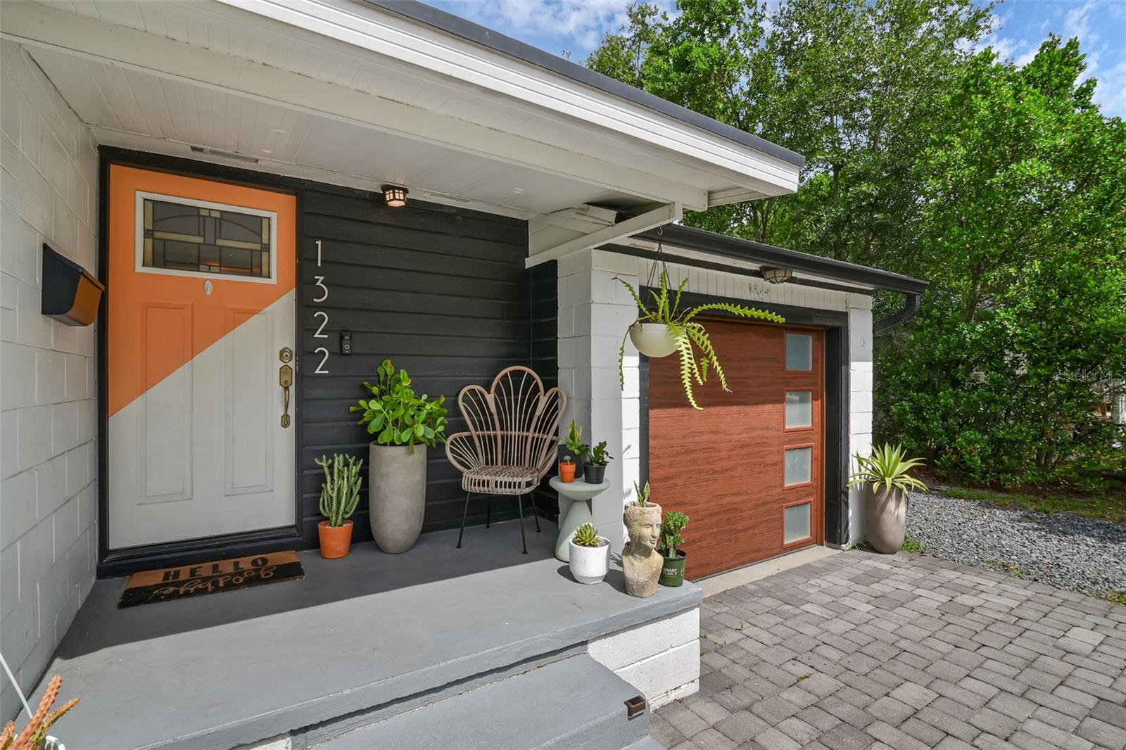 Image 6 of 58 For 1322 Bumby Avenue