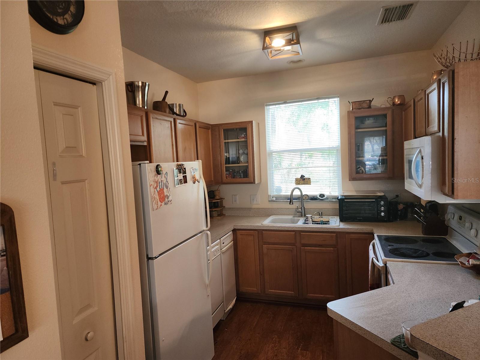 Image 7 of 9 For 2247 Golden Oak Lane