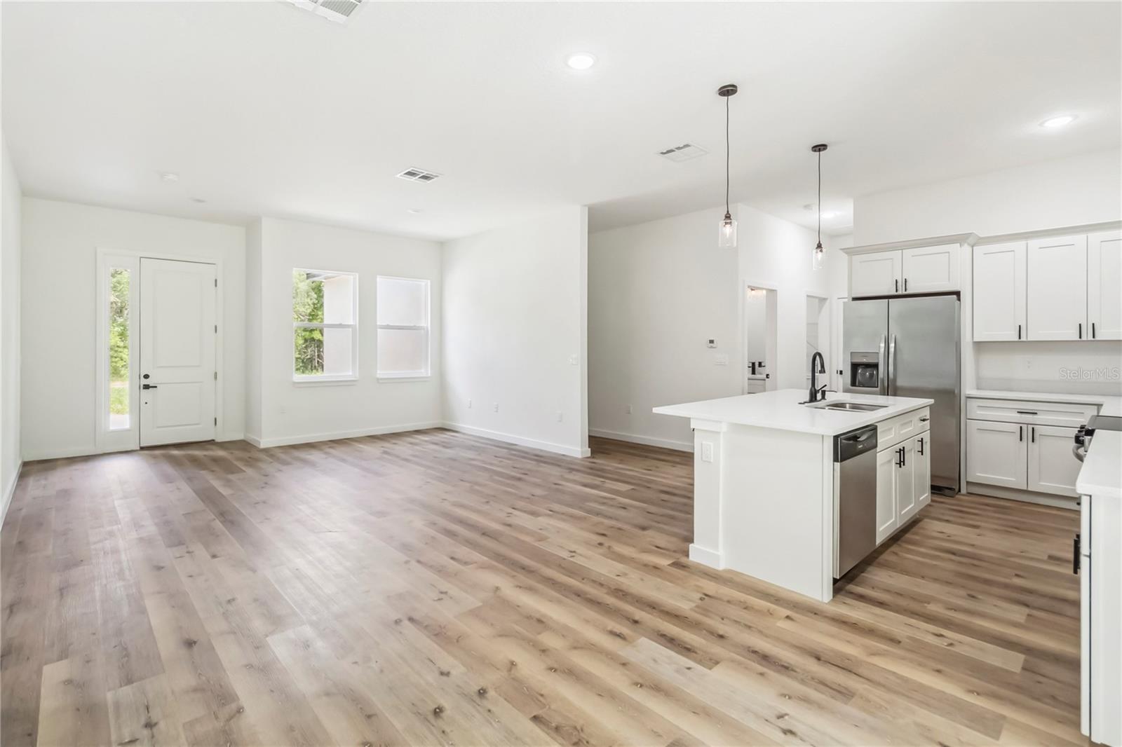 Listing photo id 1 for 10577 Umber Terrace