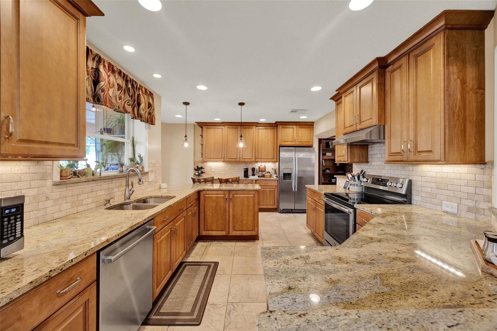 Image 21 of 77 For 3759 Kinsley Place
