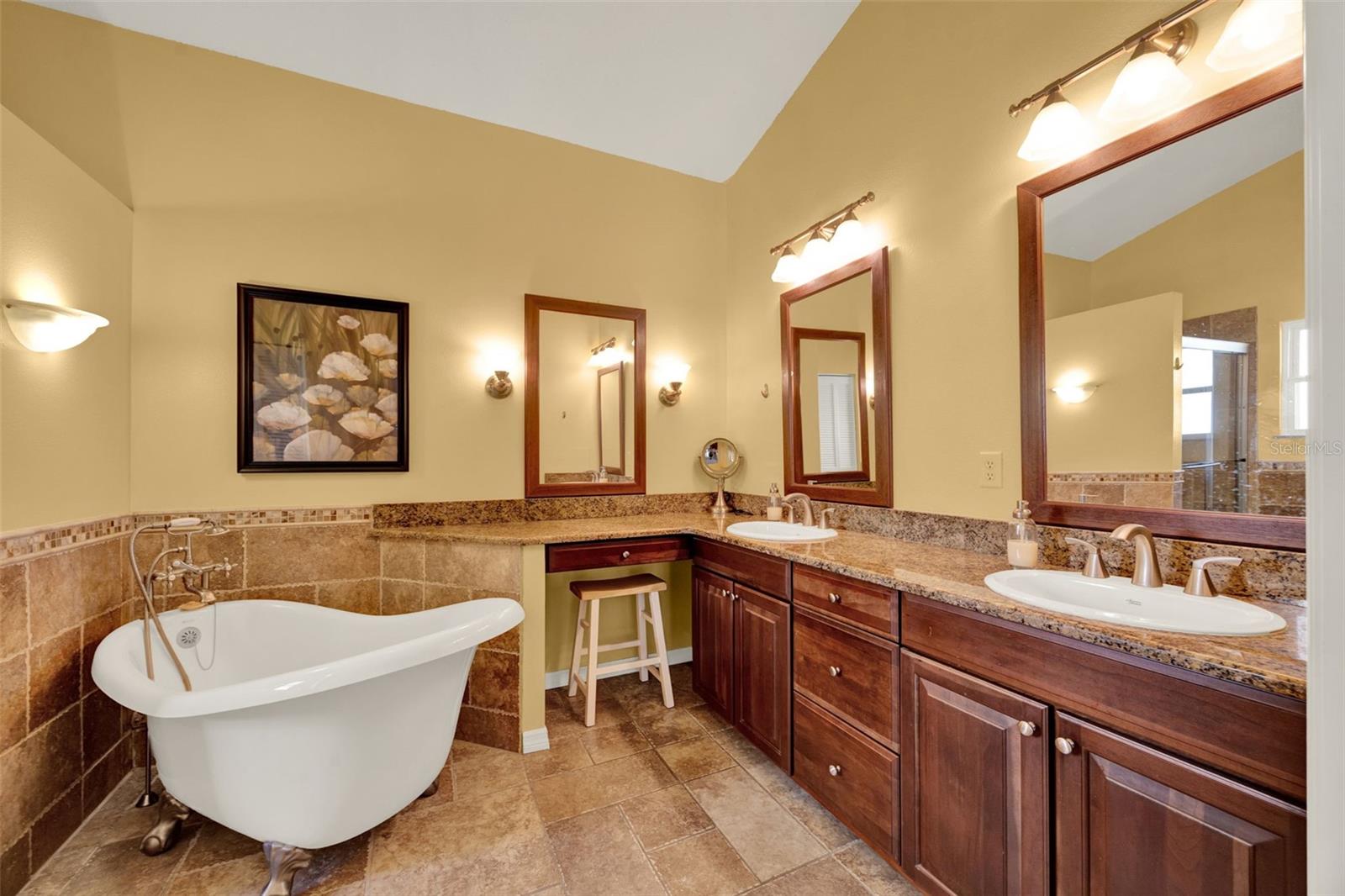 Image 35 of 77 For 3759 Kinsley Place