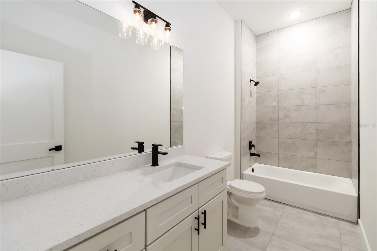 Listing photo id 15 for 10611 Umber Terrace