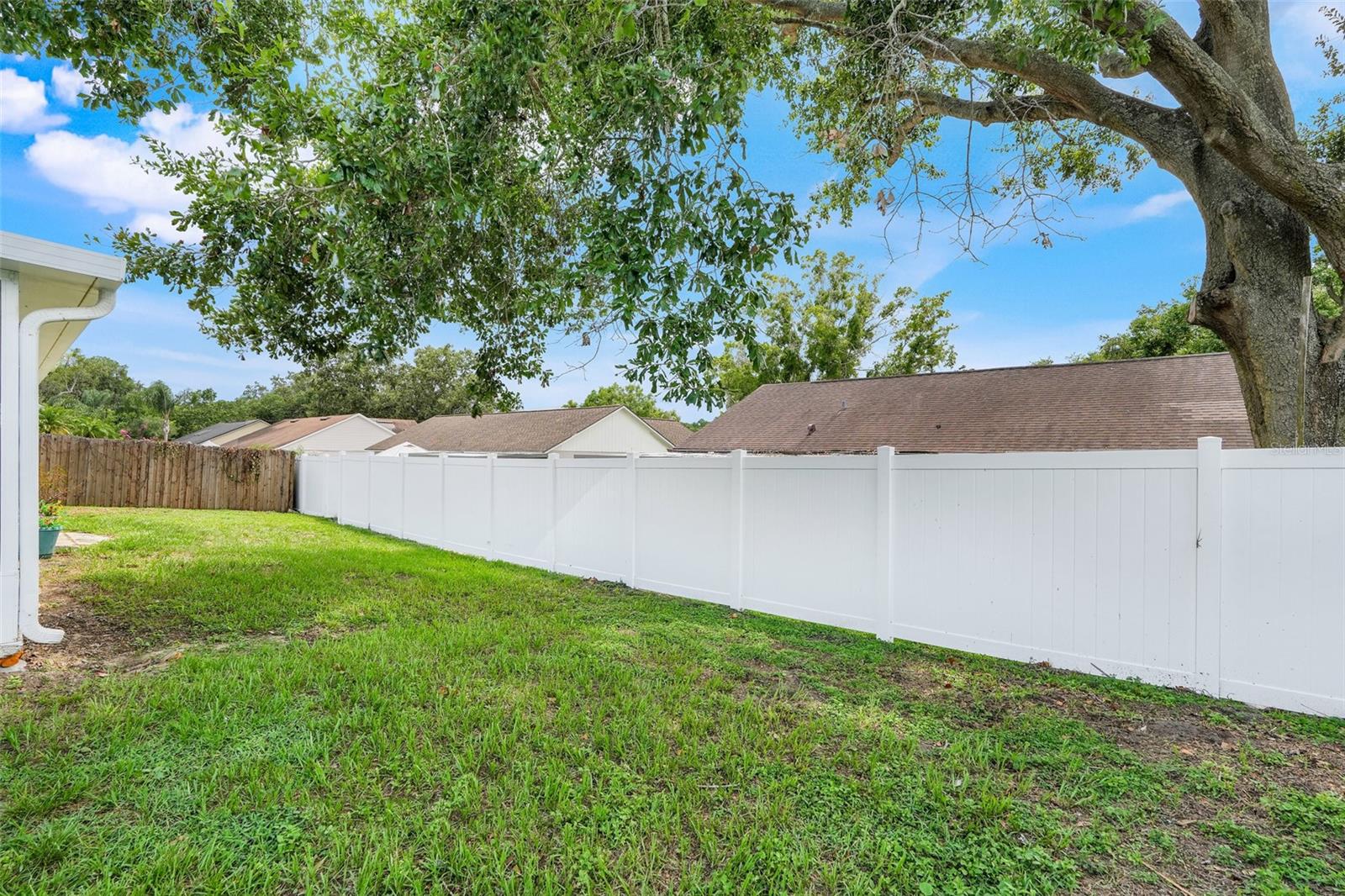 Image 34 of 39 For 1322 Ravida Woods Drive