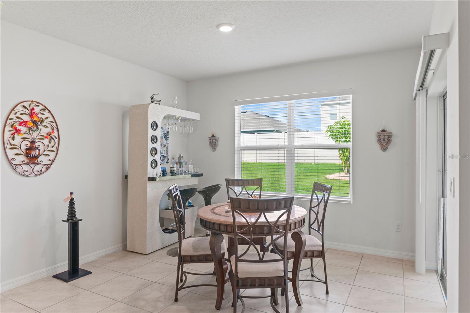 Image 14 of 29 For 3817 Heartleaf Lane