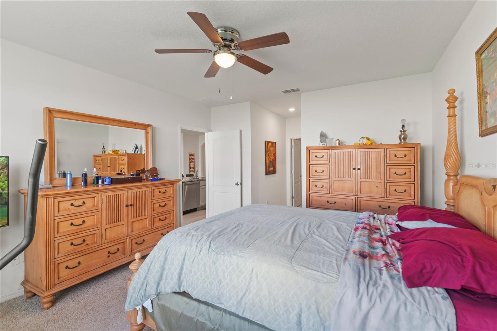 Image 16 of 29 For 3817 Heartleaf Lane