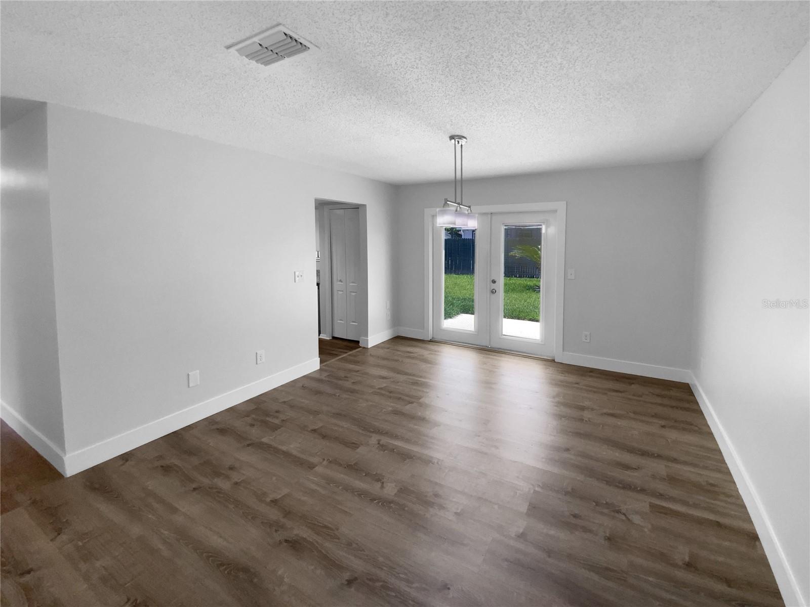 Image 15 of 29 For 9744 Tattersall Avenue