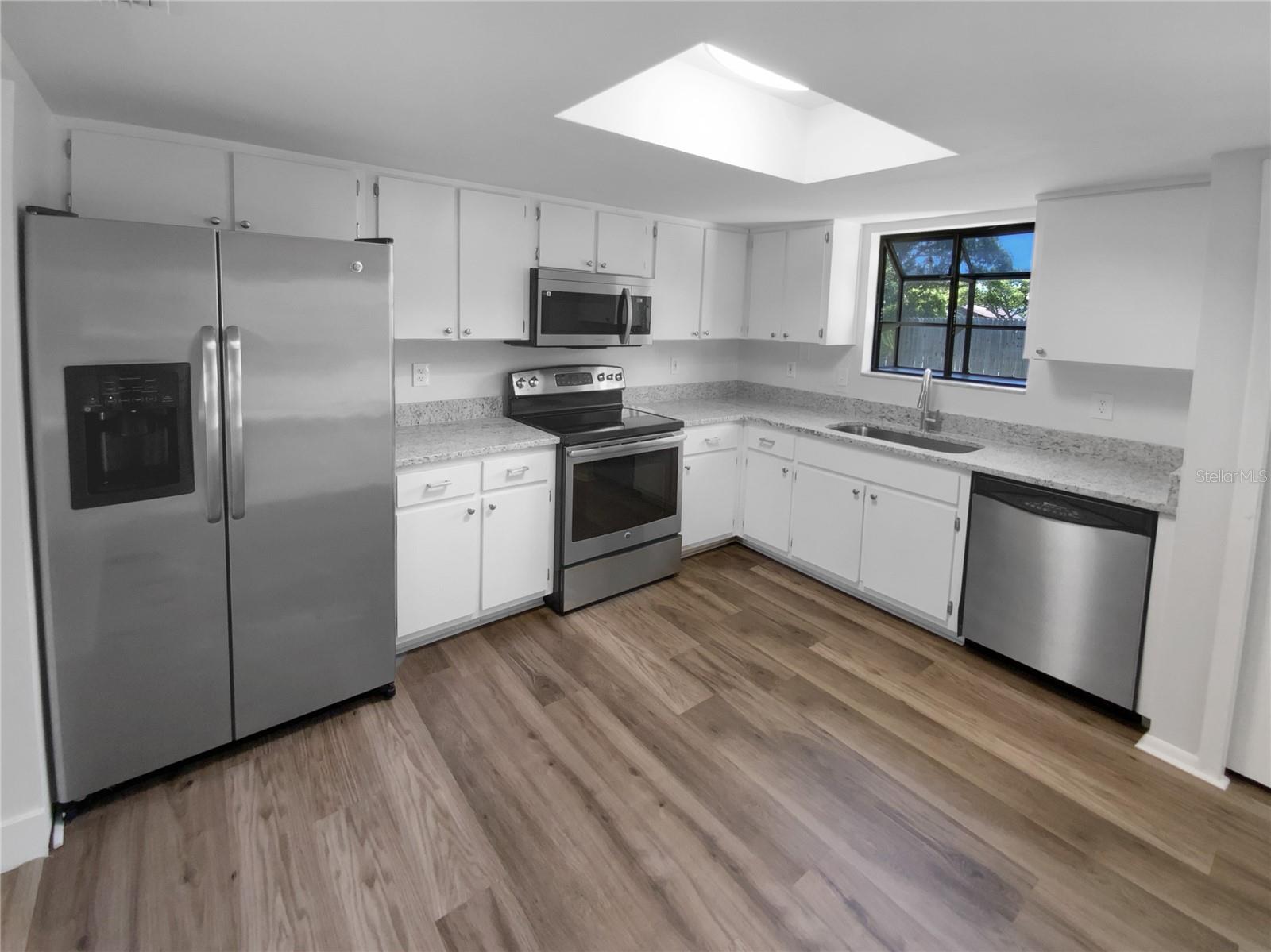Image 18 of 29 For 9744 Tattersall Avenue