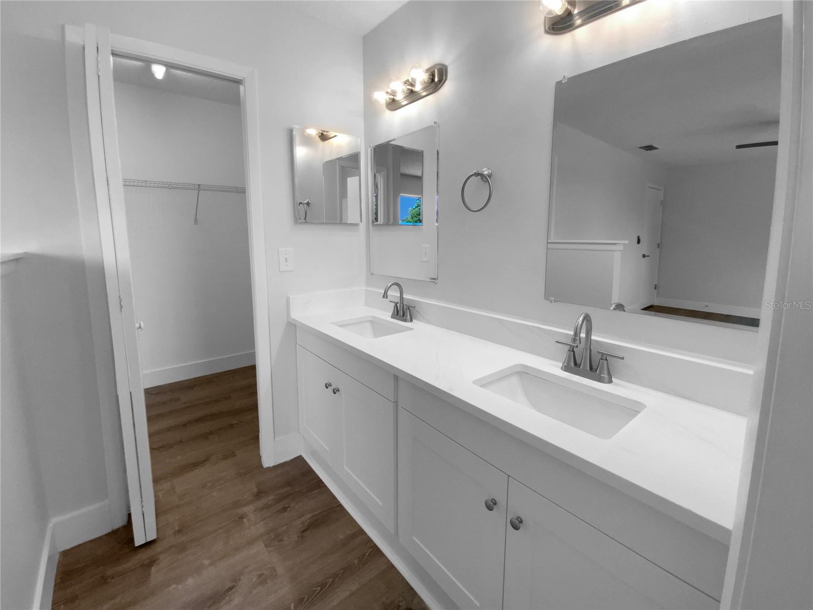 Image 22 of 29 For 9744 Tattersall Avenue