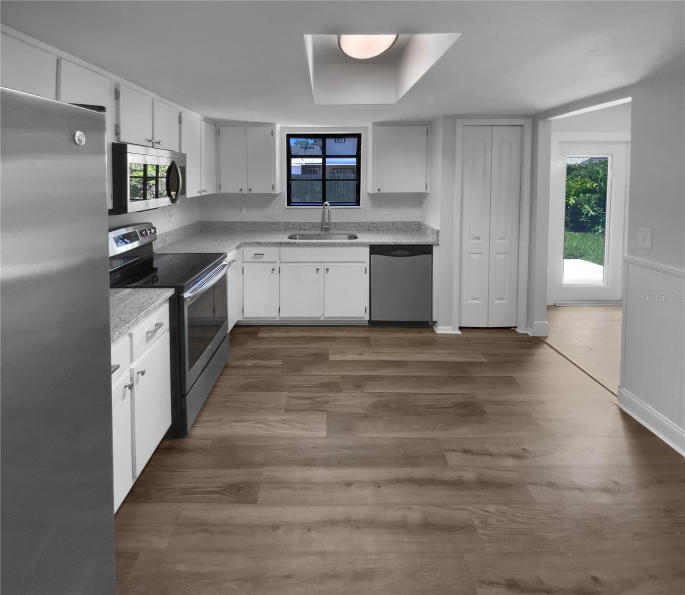 Image 6 of 29 For 9744 Tattersall Avenue