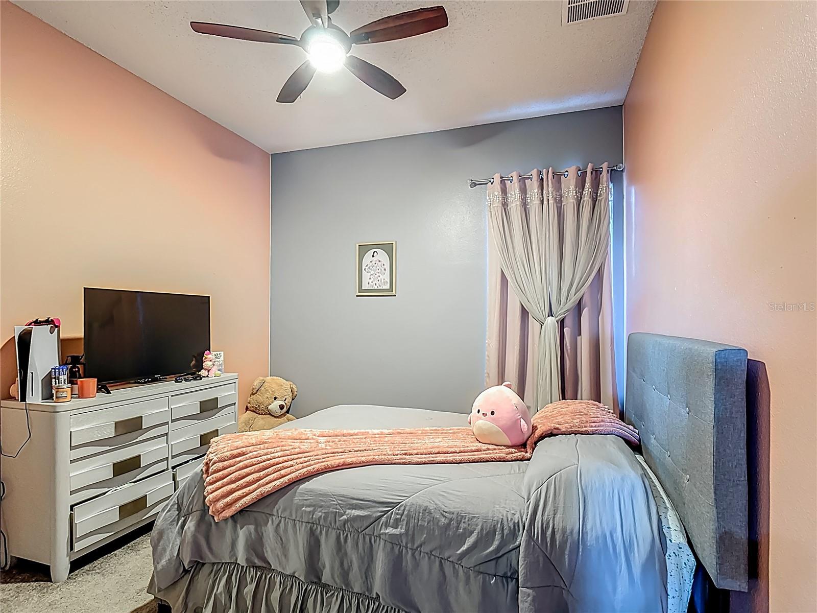 Image 29 of 91 For 2530 The Oaks Boulevard