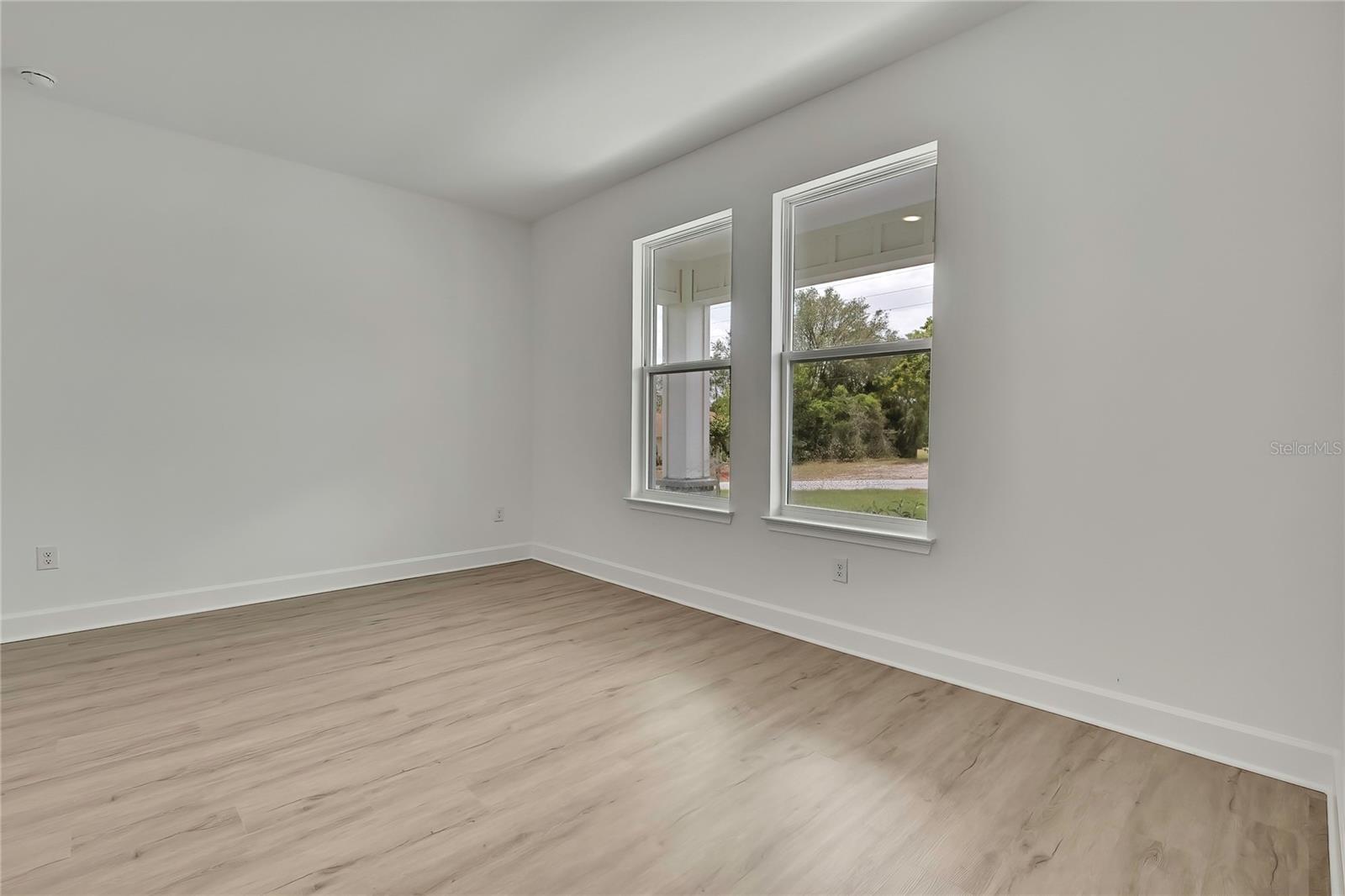 Image 35 of 49 For 9739 Loretto Street