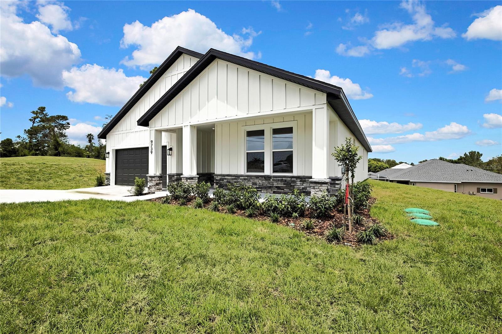 Image 41 of 49 For 9739 Loretto Street