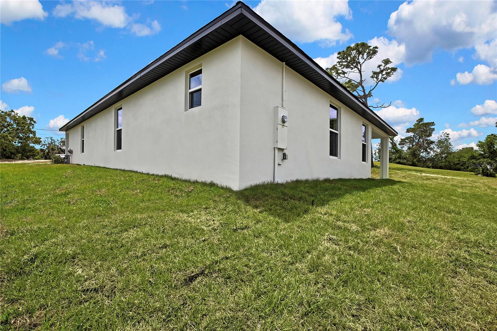 Image 42 of 49 For 9739 Loretto Street