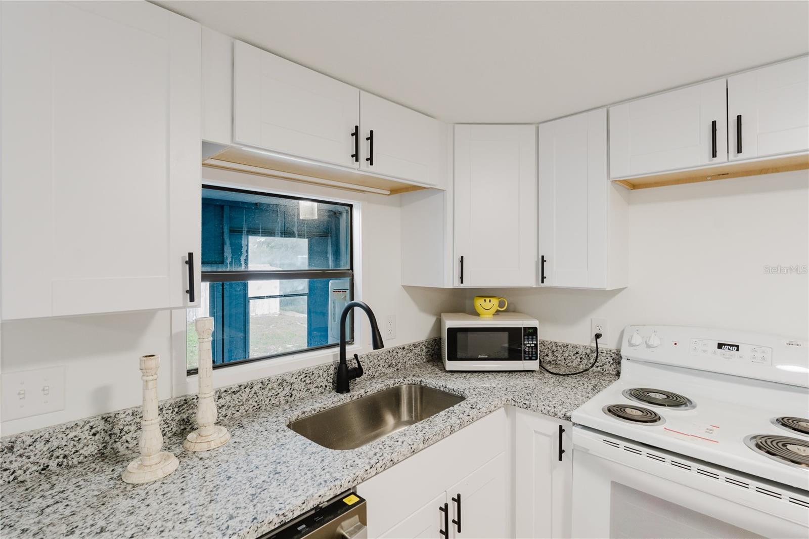 Image 15 of 28 For 18579 26th Street