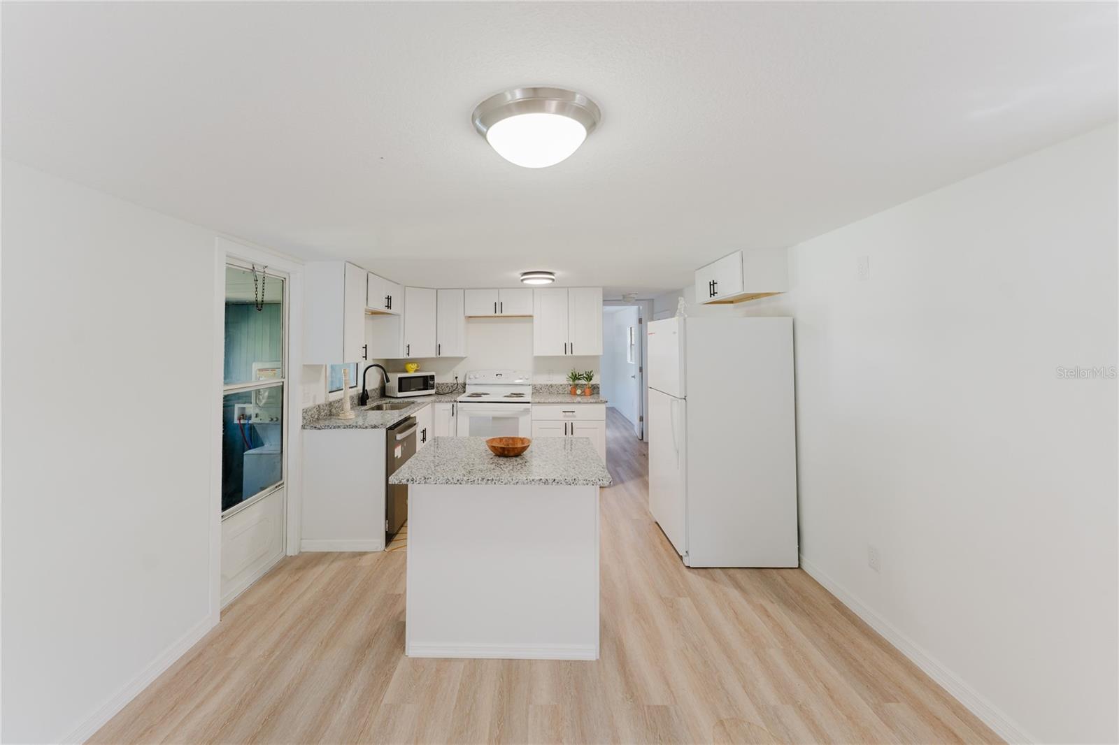Image 8 of 28 For 18579 26th Street