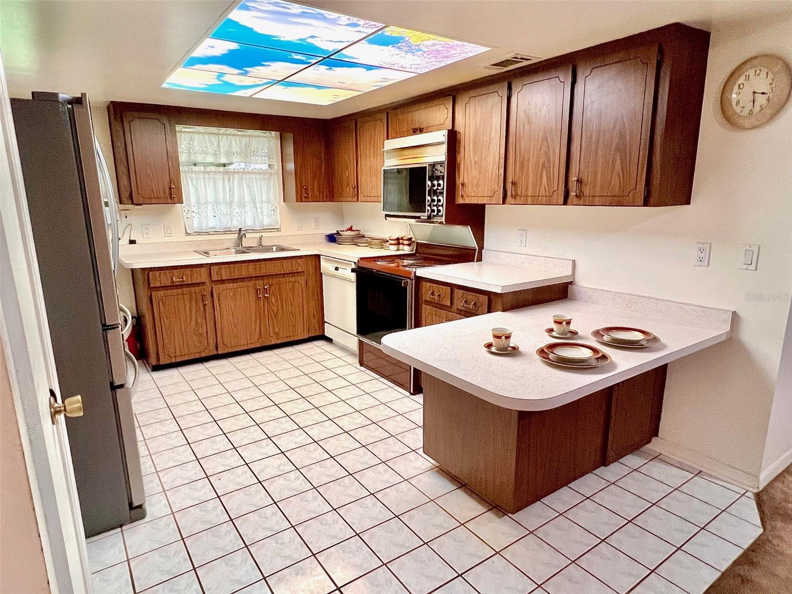 Image 5 of 16 For 8547 Cedar Cove Drive