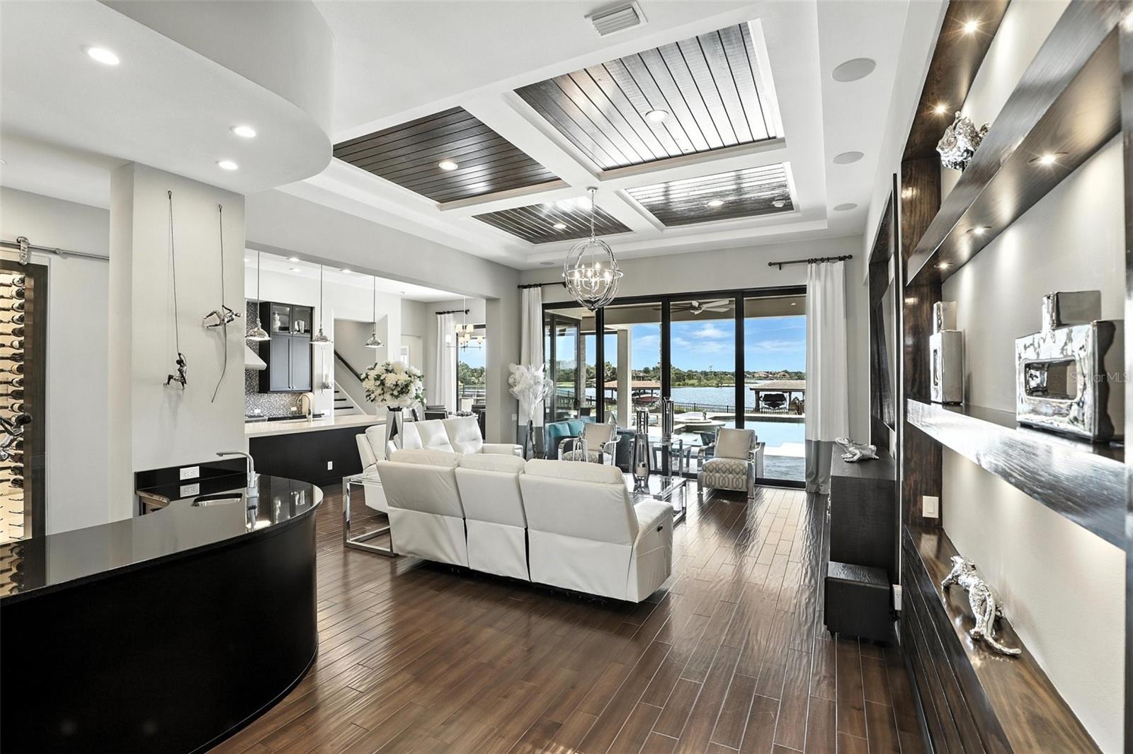 Image 17 of 91 For 12132 Montalcino Circle