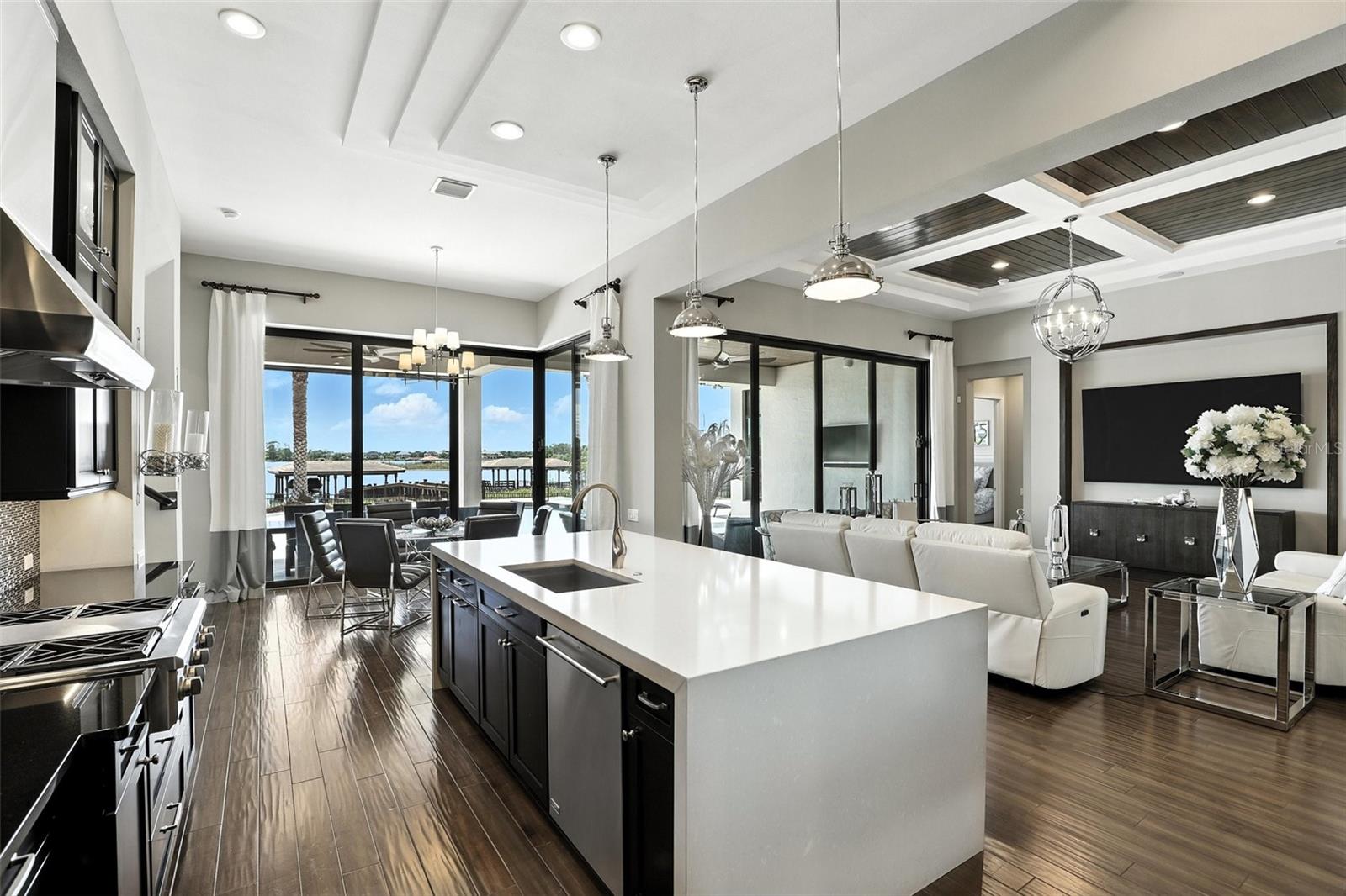 Image 23 of 91 For 12132 Montalcino Circle