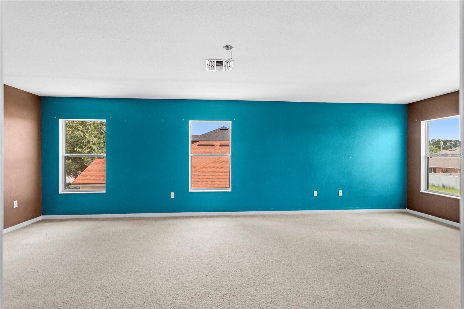 Image 16 of 28 For 1033 Sabine Place