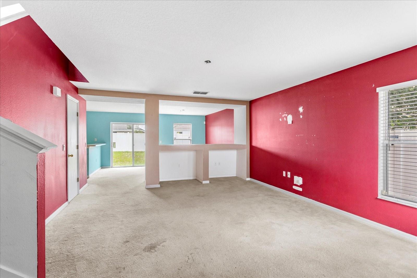 Image 4 of 28 For 1033 Sabine Place
