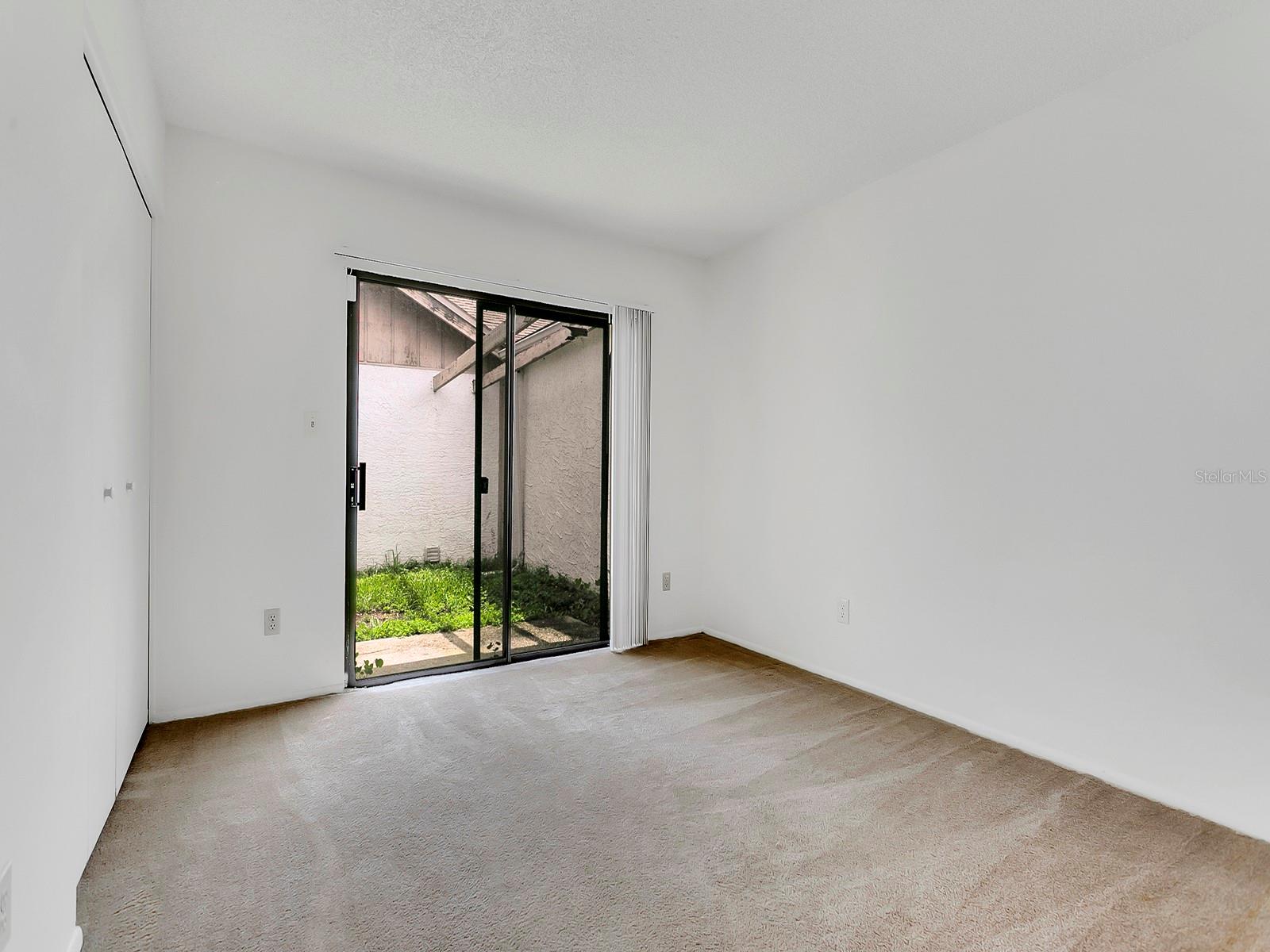Image 11 of 14 For 8636 Drayton Court