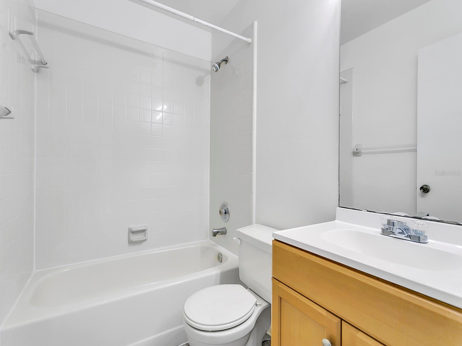 Image 12 of 14 For 8636 Drayton Court