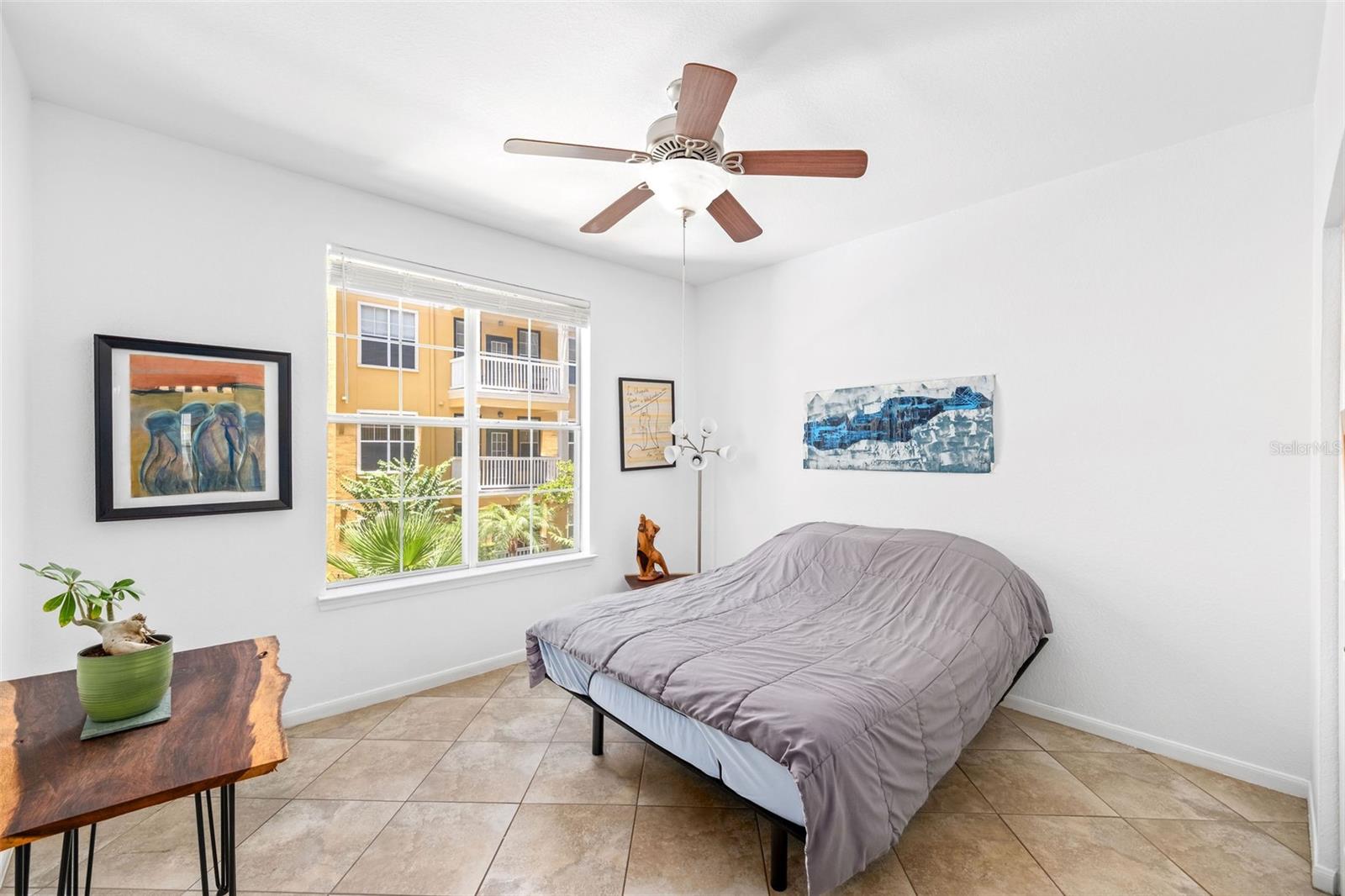 Image 15 of 18 For 860 Orange Avenue 210
