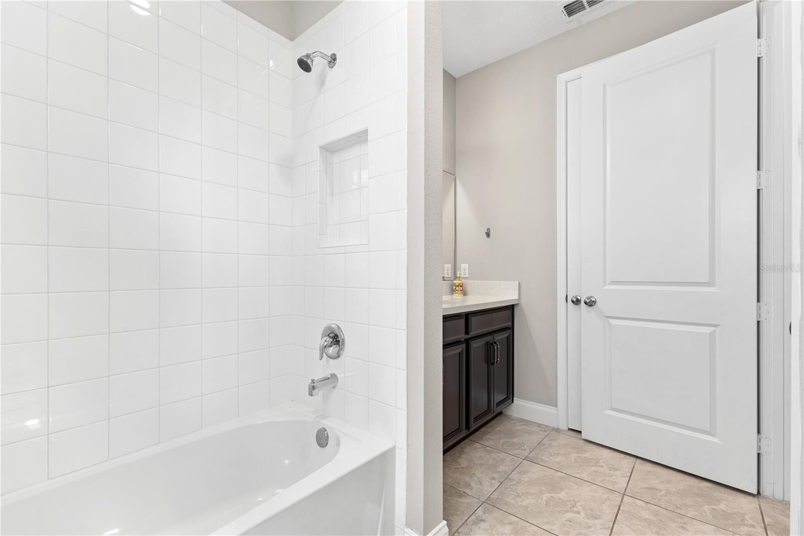 Image 14 of 45 For 13572 Gorgona Isle Drive