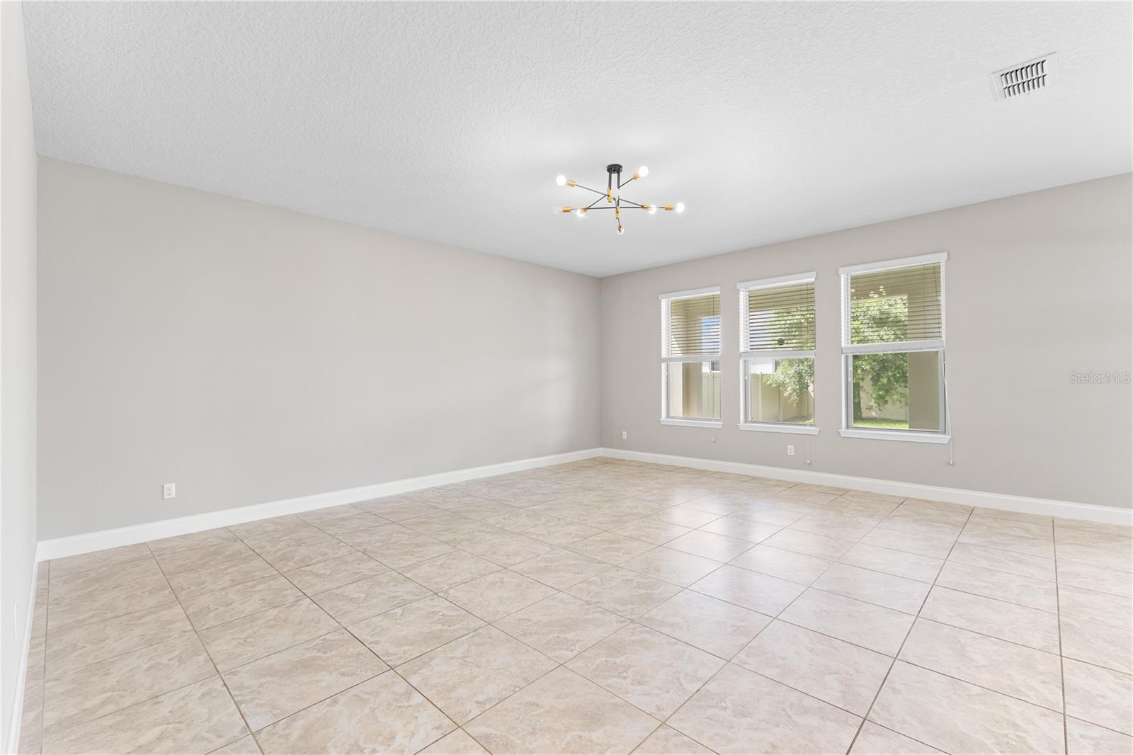 Image 17 of 45 For 13572 Gorgona Isle Drive