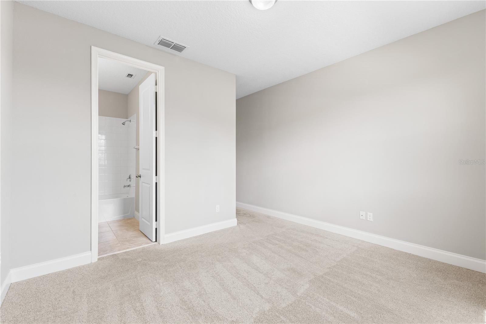 Image 30 of 45 For 13572 Gorgona Isle Drive
