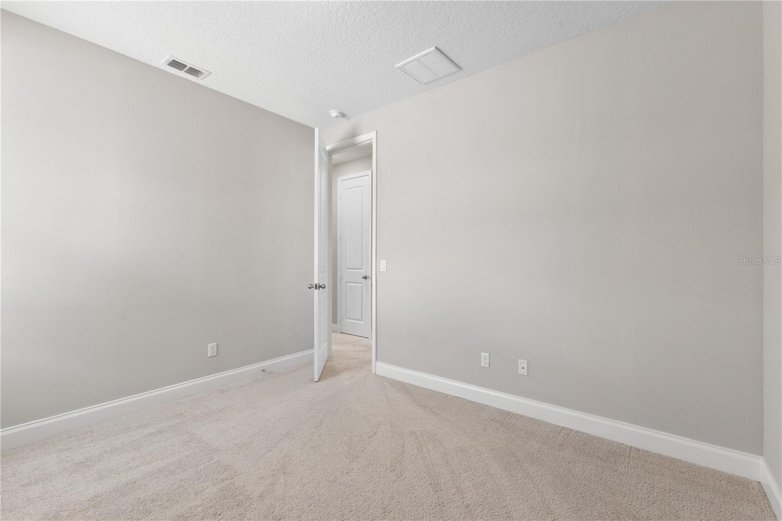 Image 34 of 45 For 13572 Gorgona Isle Drive