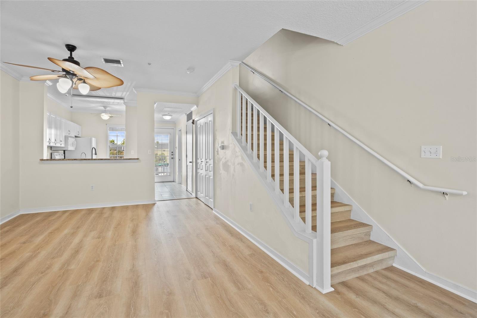 Image 11 of 38 For 660 Celebration Avenue 250