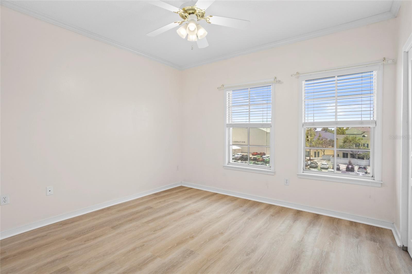 Image 15 of 38 For 660 Celebration Avenue 250