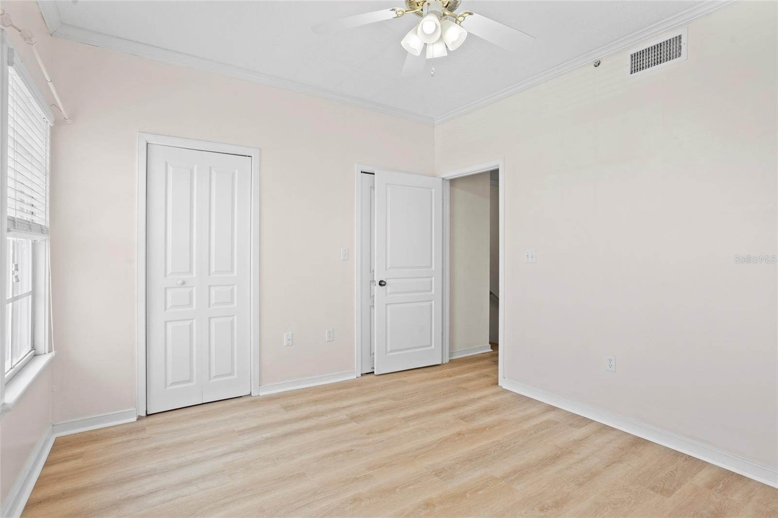Image 16 of 38 For 660 Celebration Avenue 250
