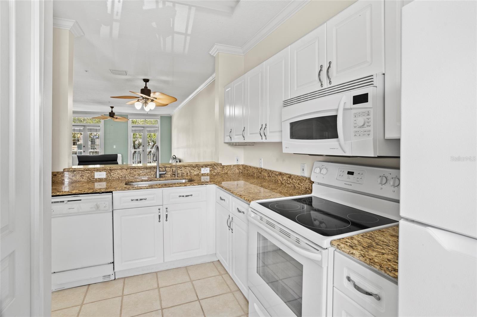 Image 8 of 38 For 660 Celebration Avenue 250