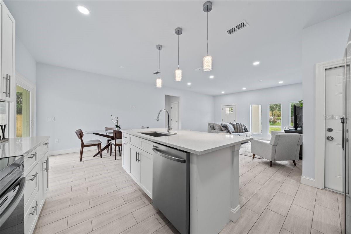 Image 11 of 28 For 7160 Carlowe Avenue