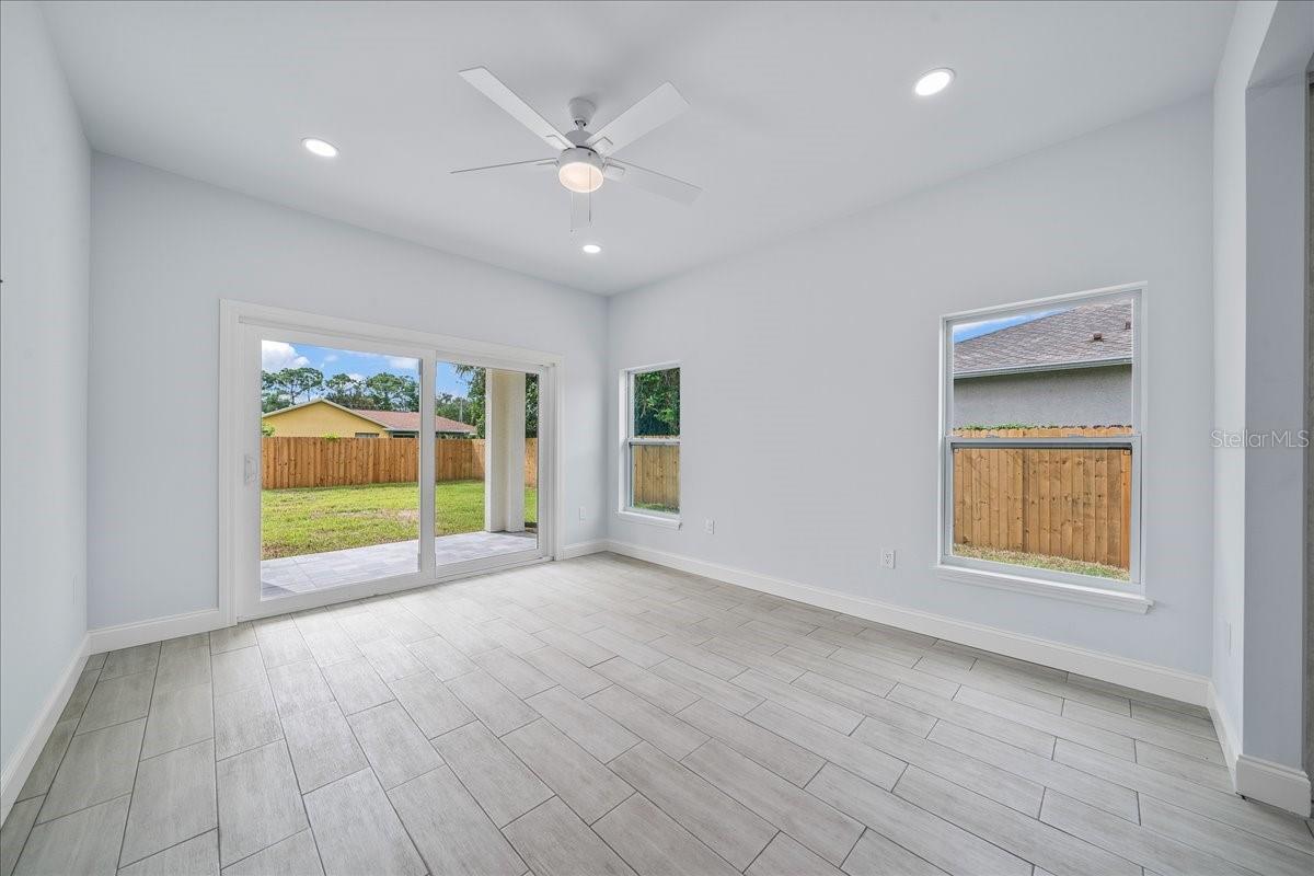 Image 20 of 28 For 7160 Carlowe Avenue