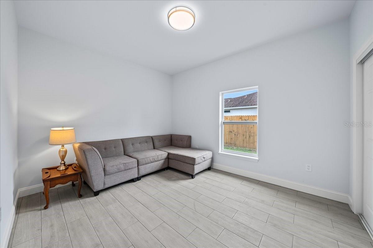 Image 24 of 28 For 7160 Carlowe Avenue