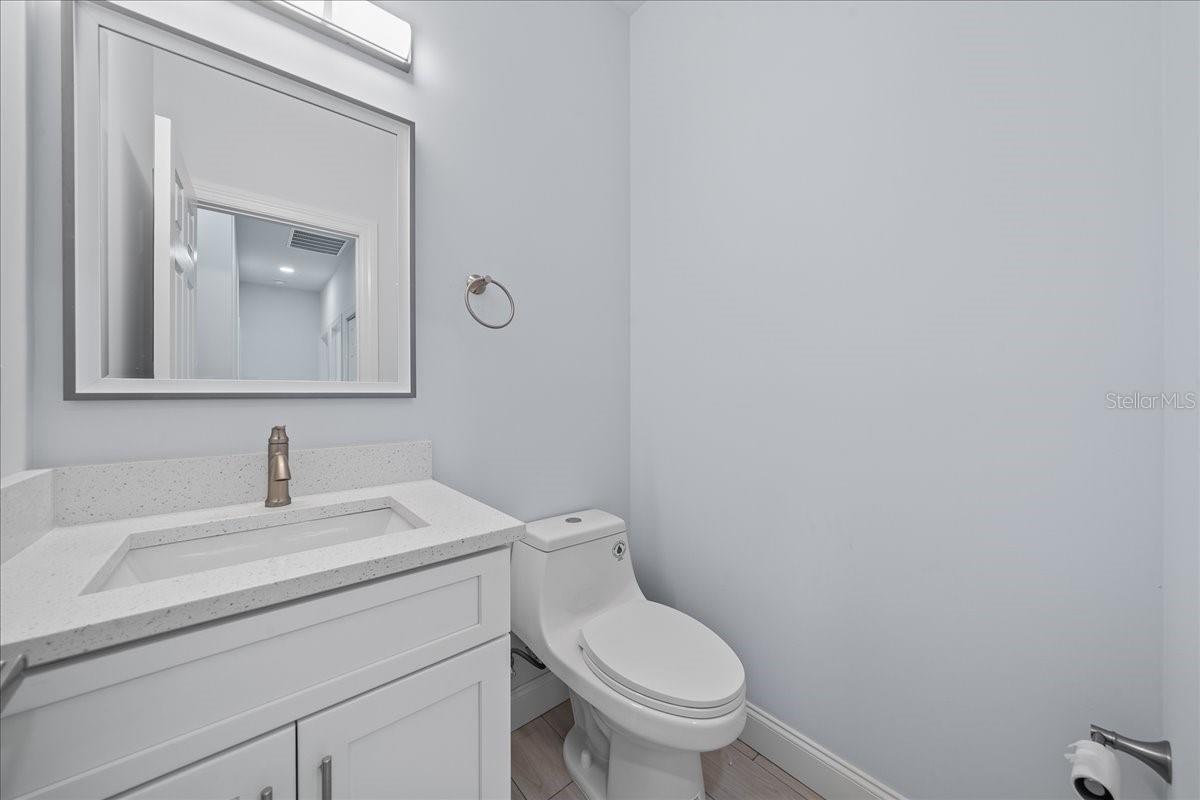 Image 9 of 28 For 7160 Carlowe Avenue