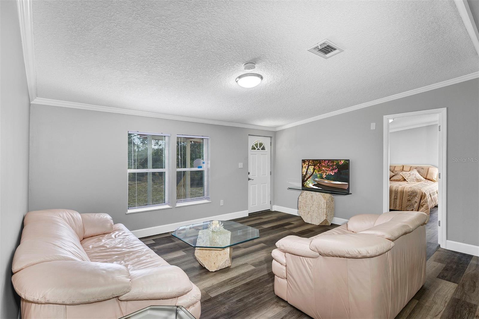 Image 10 of 38 For 43041 Jewell Drive