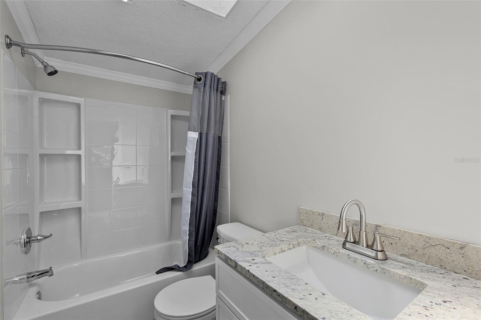 Image 22 of 38 For 43041 Jewell Drive