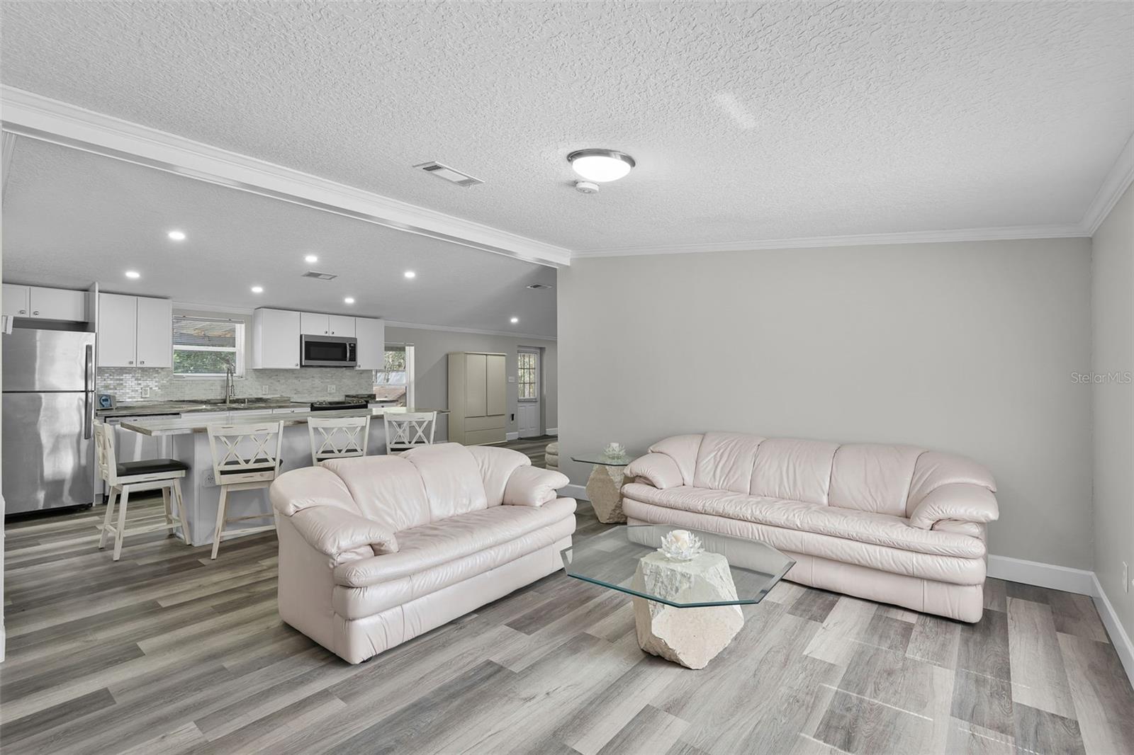 Image 9 of 38 For 43041 Jewell Drive