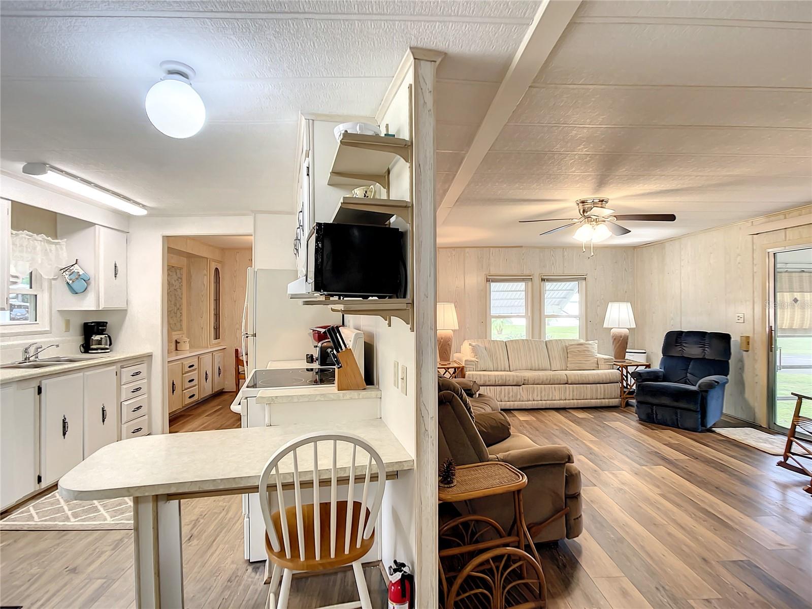 Image 15 of 48 For 601 Pelican Lane