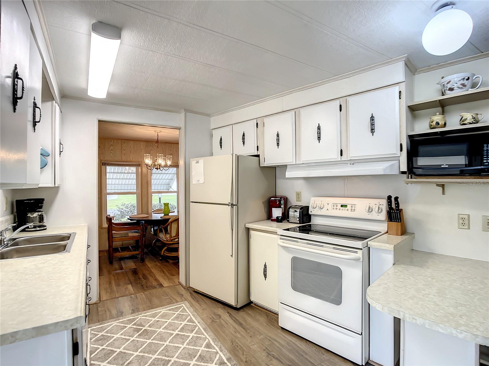 Image 21 of 48 For 601 Pelican Lane