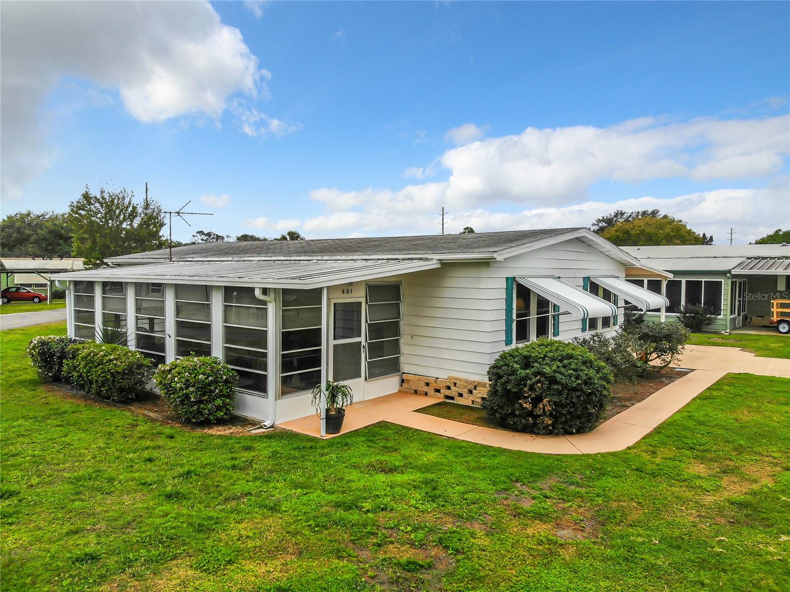 Image 3 of 48 For 601 Pelican Lane