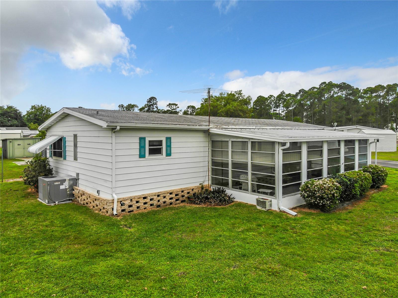 Image 41 of 48 For 601 Pelican Lane