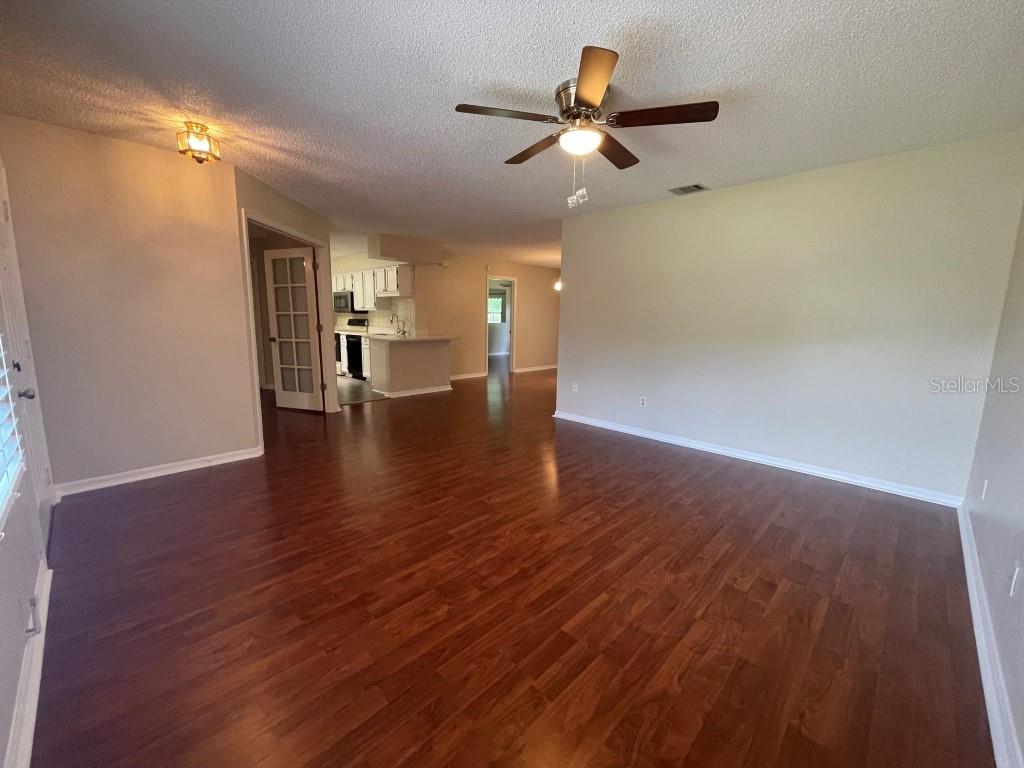 Image 3 of 14 For 1133 Monroe Avenue