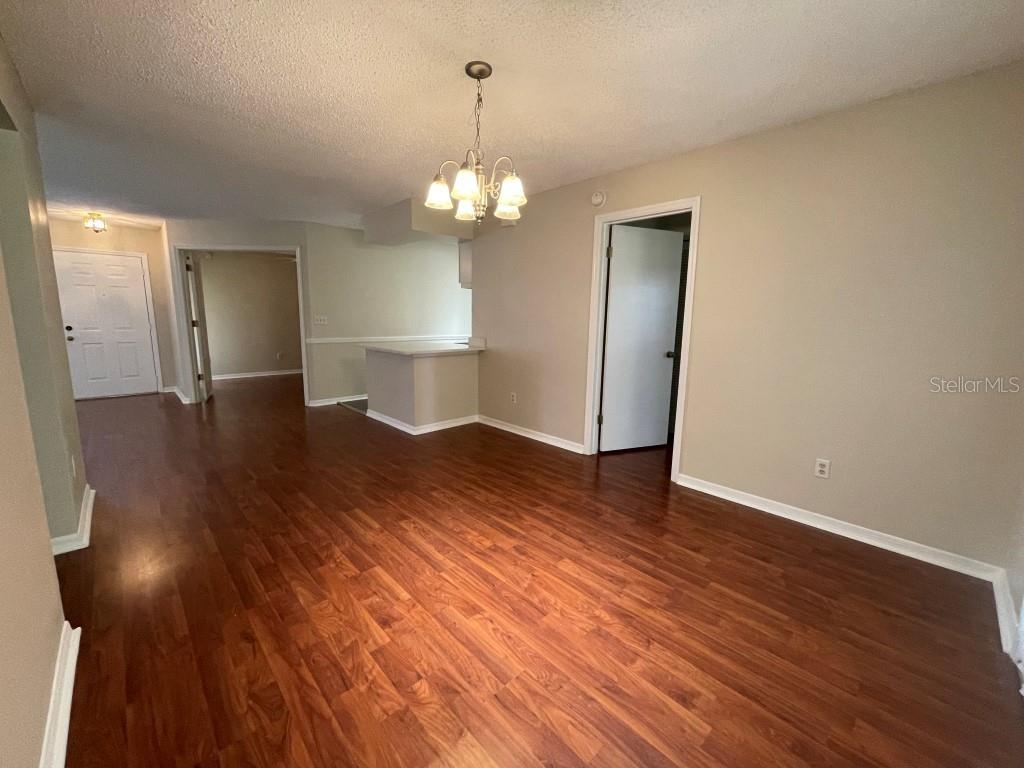 Image 4 of 14 For 1133 Monroe Avenue