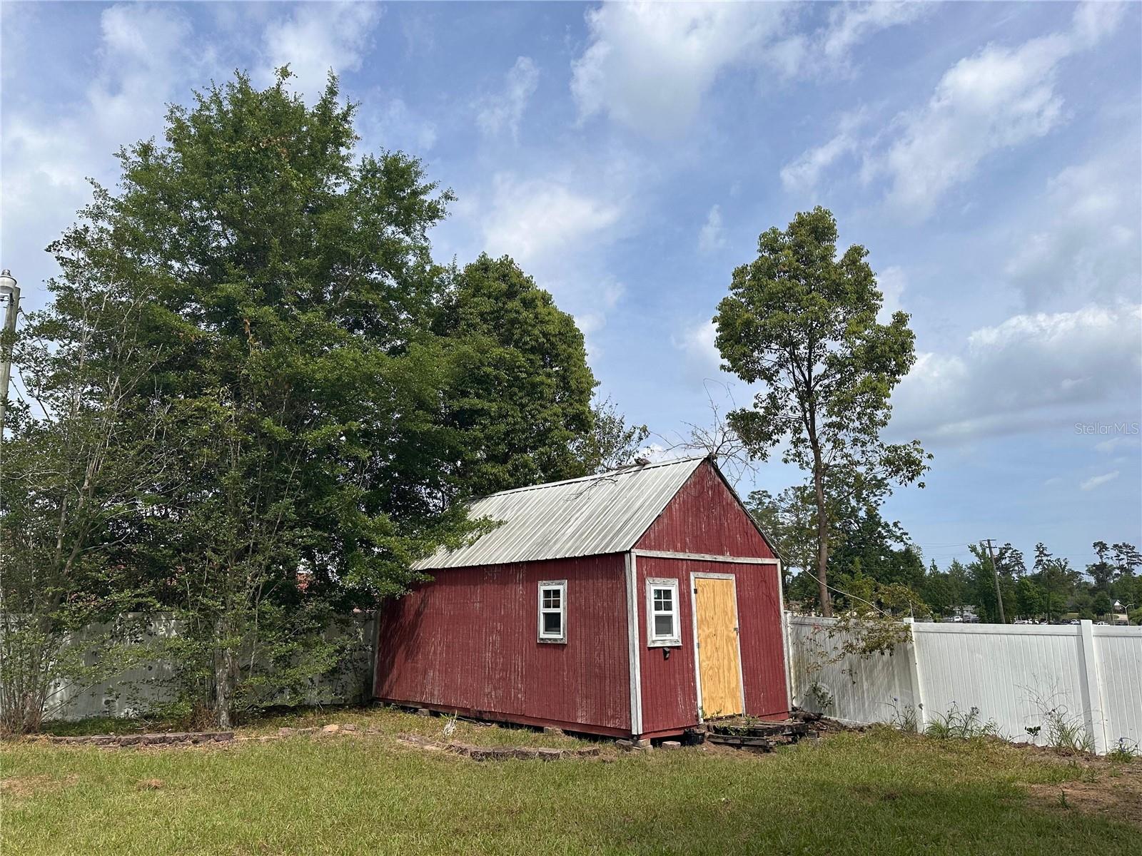 Image 11 of 20 For 4274 2nd Avenue