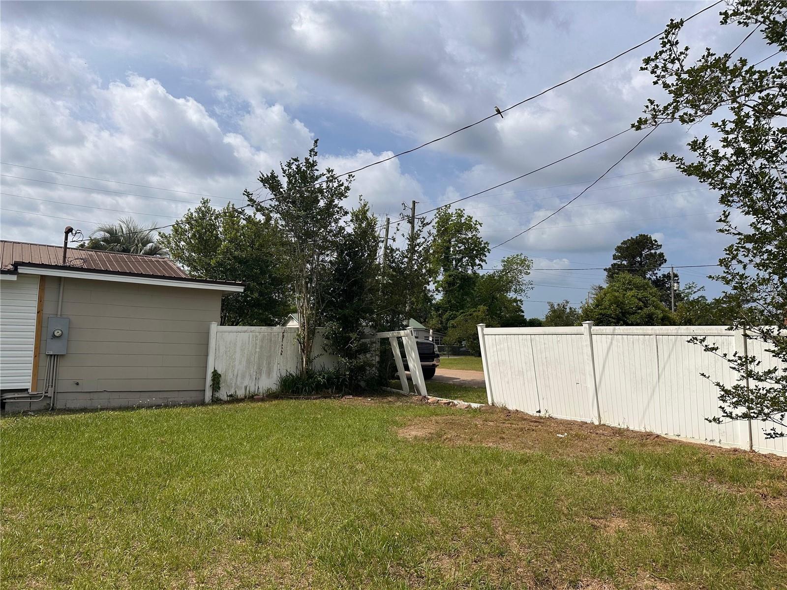 Image 14 of 20 For 4274 2nd Avenue
